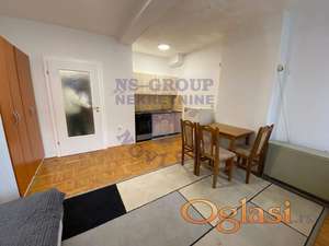 Prodaje se funkcionalna nameštena garsonjera u Petrovaradinu!